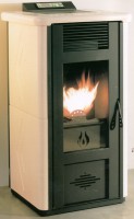 Stufa a pellet ventilata LINEA VZ mod. Margherita